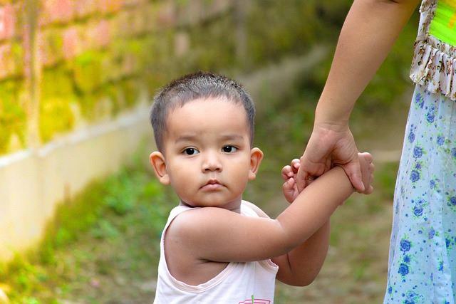 懷孕四個月肚子發硬