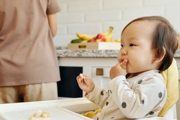 孕晚期白帶發黃是快生瞭嗎